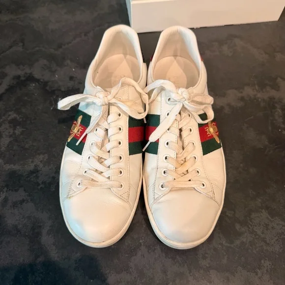 GUCCI Men’s Ace Sneaker with bee